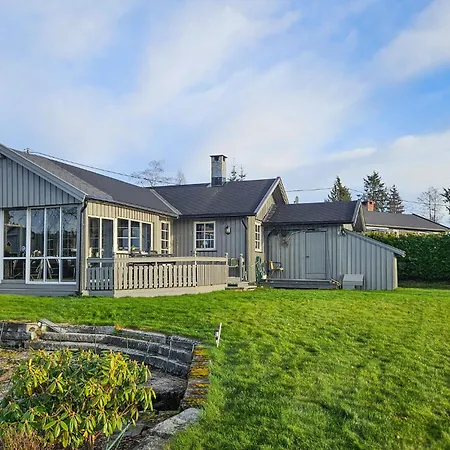 Beautiful In With Wifi Feriehus *